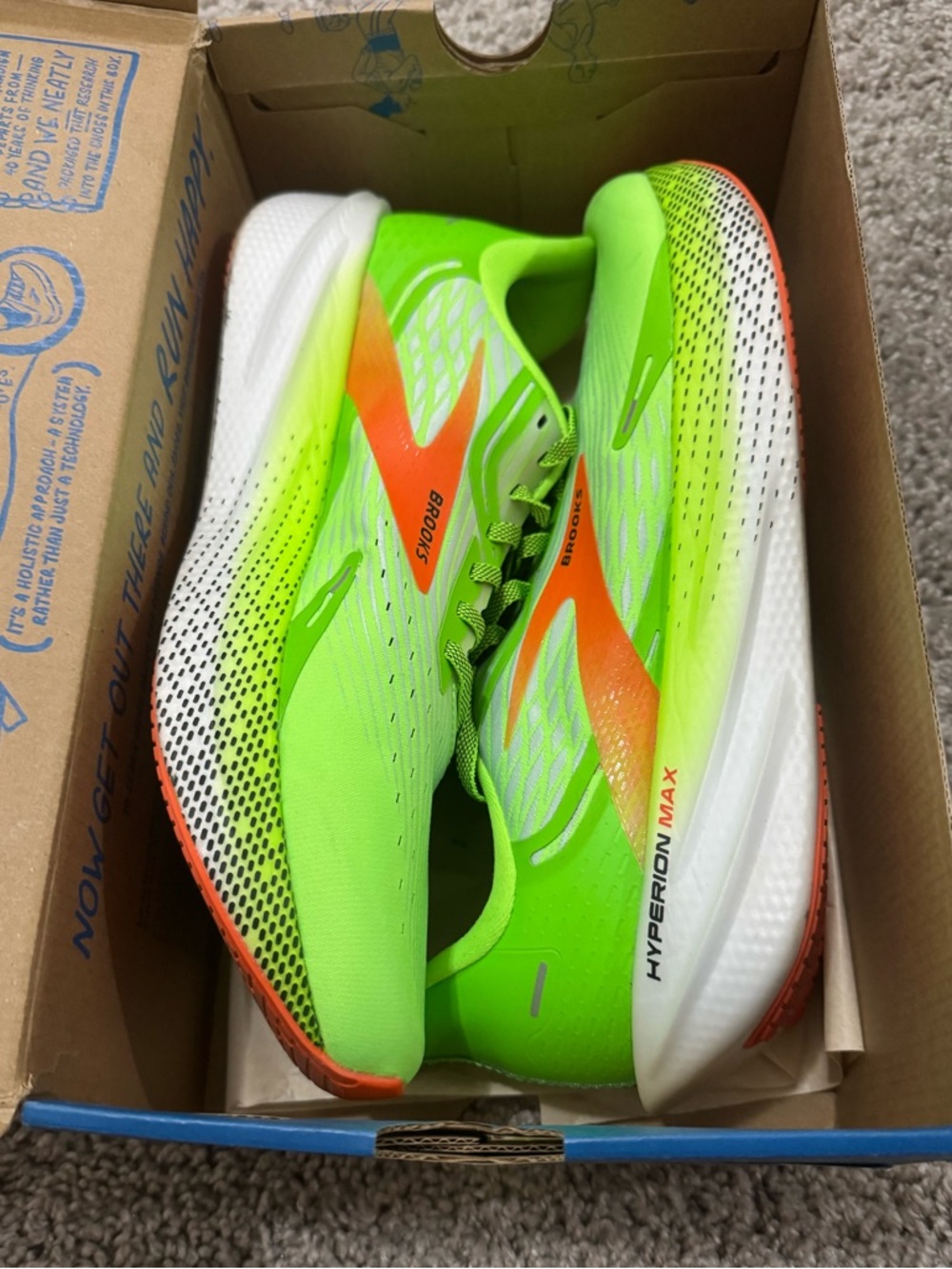 Used Brooks Hyperion men’s 11.5 with box